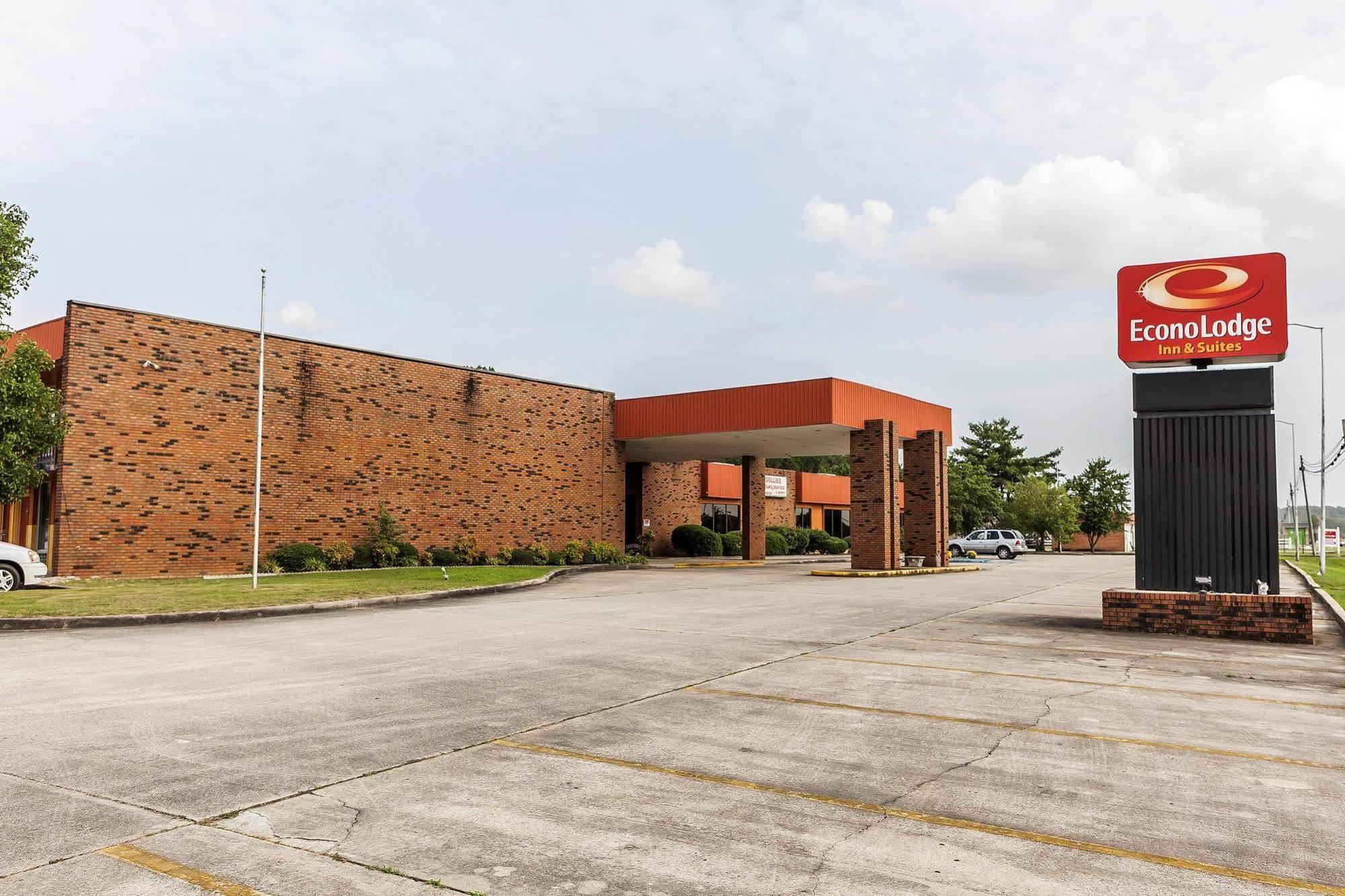 Econo Lodge Inn & Suites Denver Екстер'єр фото